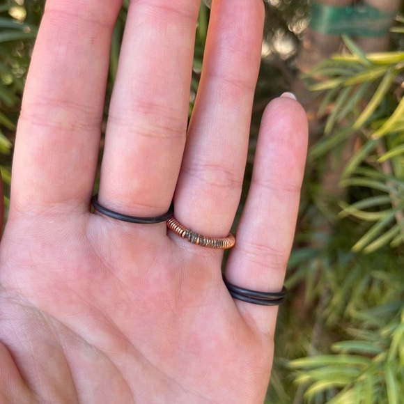 Handmade copper wire ring set 
Size 5.5, 6 and 7 - Picture 4 of 4